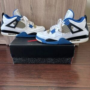 Jordan 4 Retro Motorsports